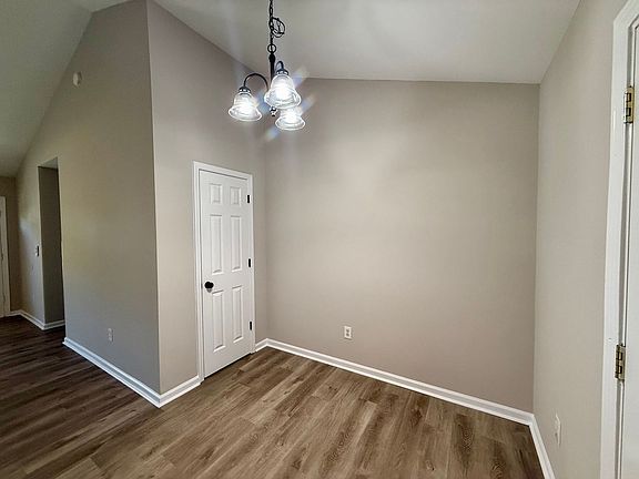 5th image of 1509 Crandon Dr