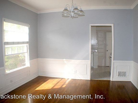5th image of 1406 N Laurel Ave