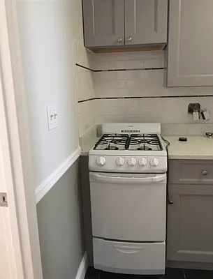 Rented by Kenneth Rosenblum, LREB | media 32