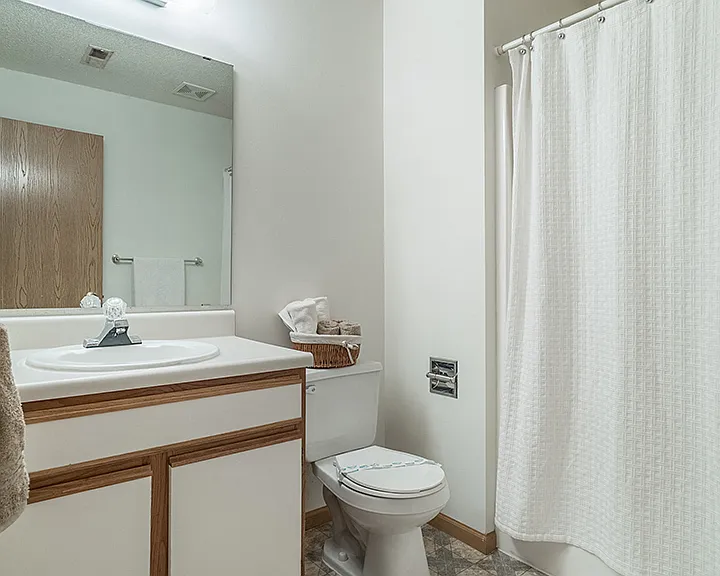 Northbrook Apartments — Photo 185