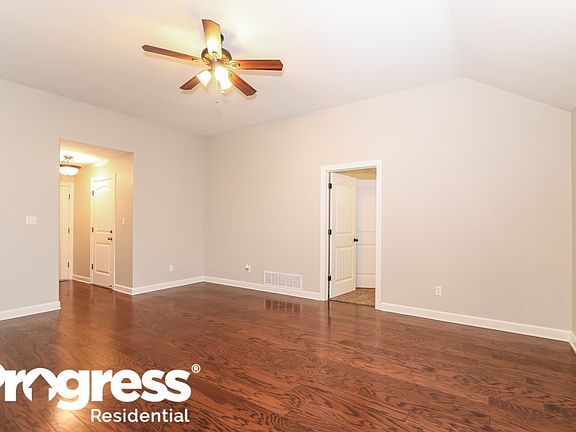 3rd image of 8377 Grayce Dr