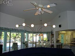 5th image of 2538 SW 27th Pl