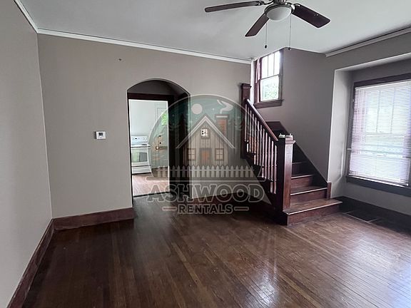 Dining Room Facing Kitchen