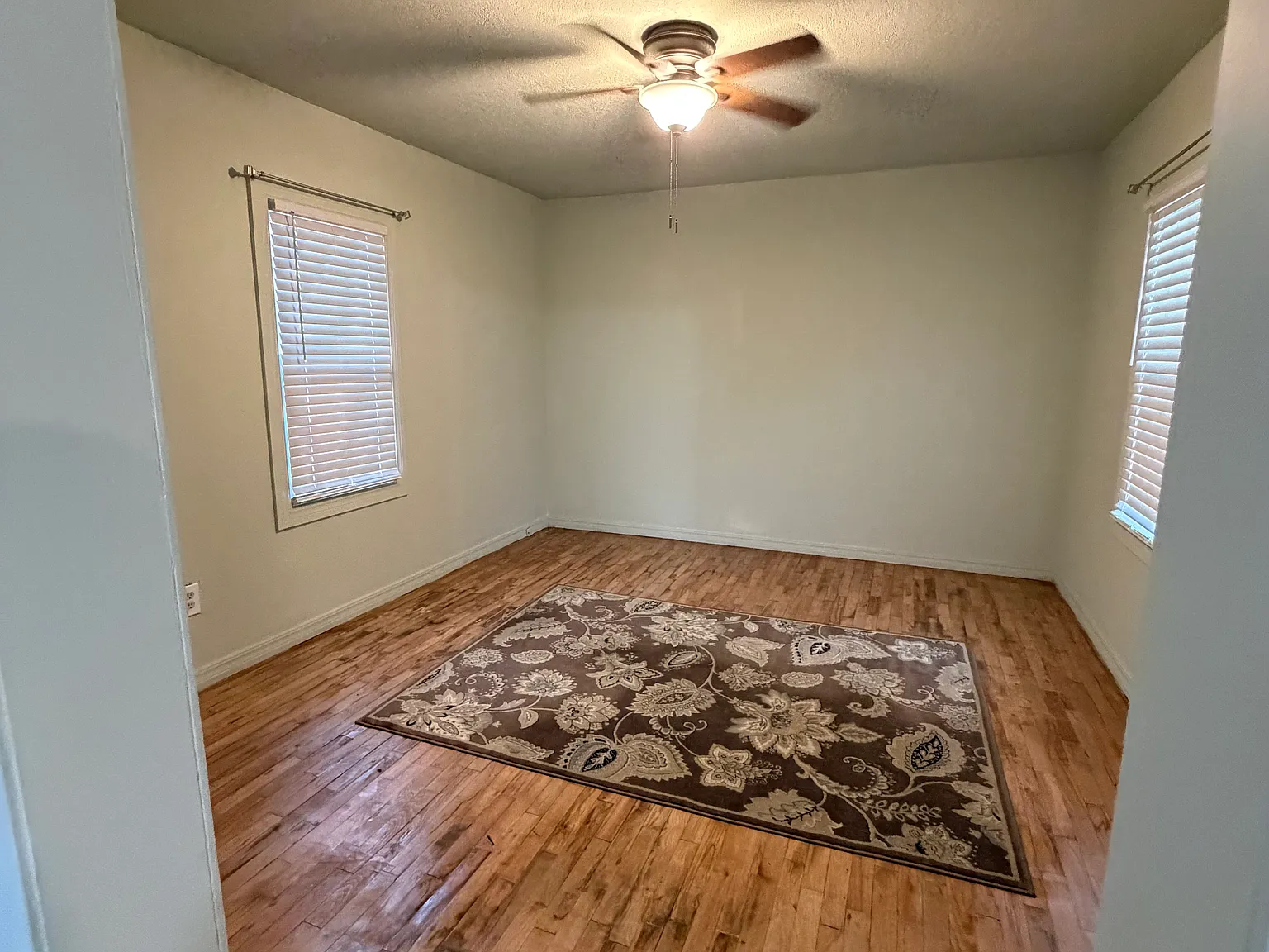 1 bed, 684 sqft, $850 — Photo 2