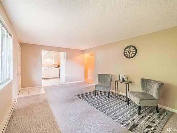 3rd image of 3625 S Mason Ave #1
