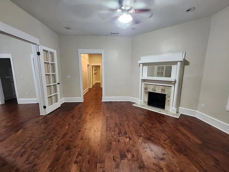 2812 N Morgan St — Photo 3
