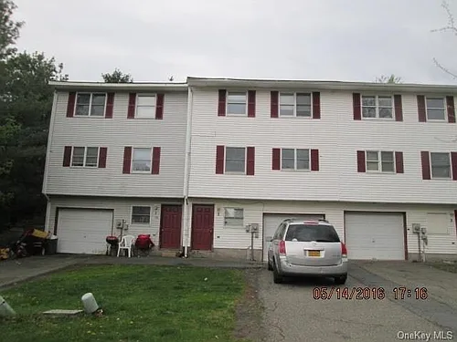 126 Park Ave Photo 1