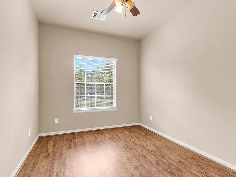 26152 Avenue E #A — Photo 21