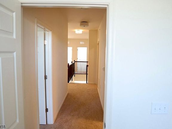 3rd image of 43 Aspen Dr