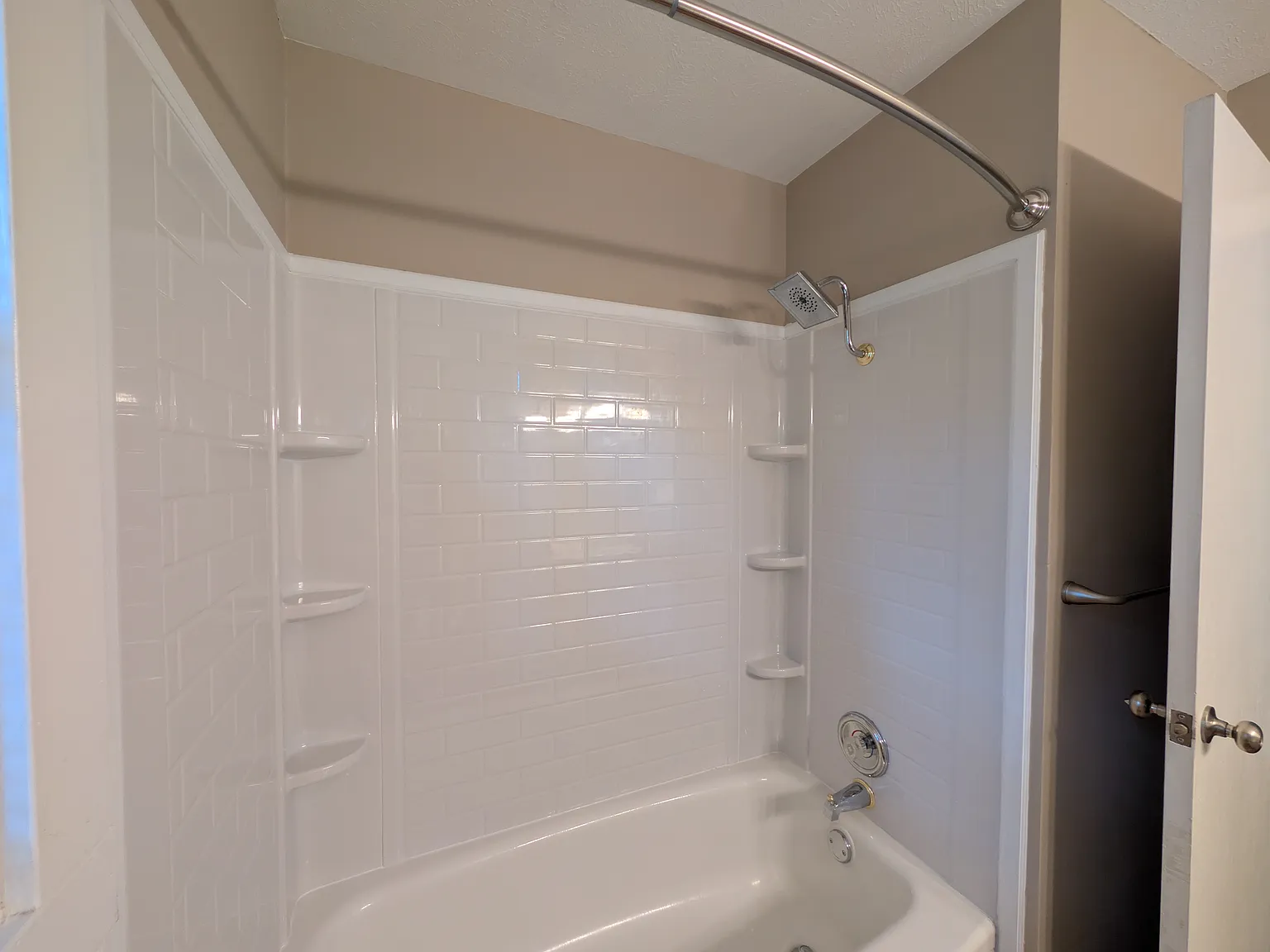 2141 E Page — Photo 4