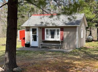 5362 Jewel St, Gladwin, MI 48624