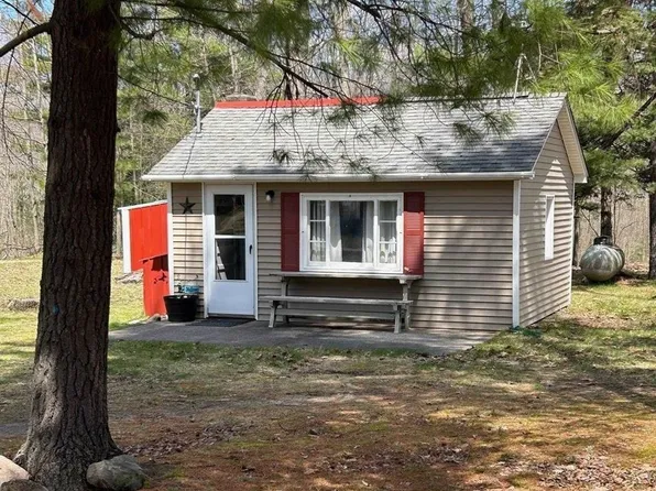 5362 Jewel St, Gladwin, MI 48624