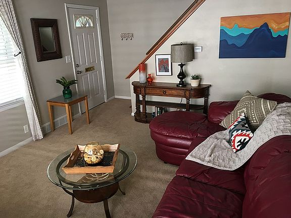 3rd image of 309 Briarwood Ln