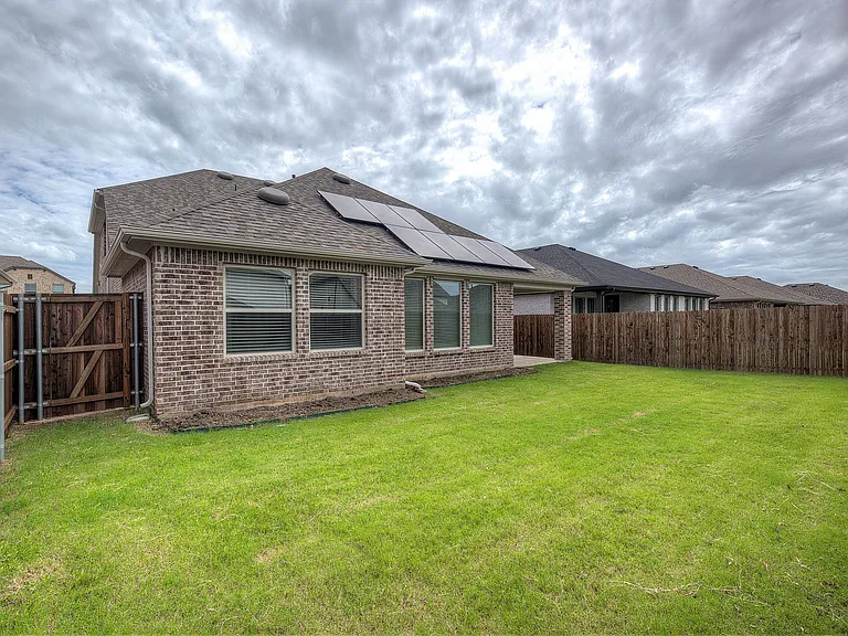 1817 Arbor Dr — Photo 14