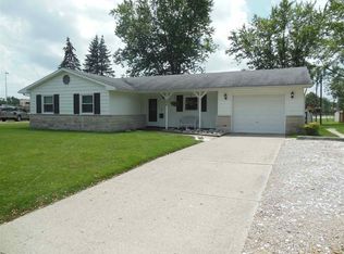 108 S Park Ln, Butler, IN 46721