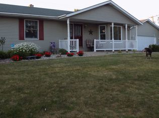 8899 Quincy St, Zeeland, MI 49464