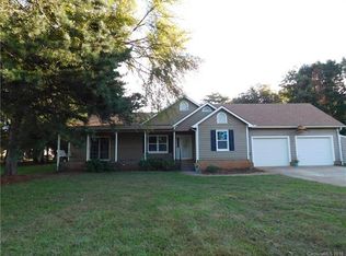 113 Crescent Place Ln, Mooresville, NC 28117