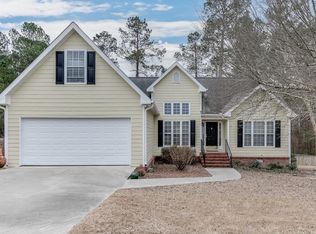 235 Rockingham Dr, Loganville, GA 30052