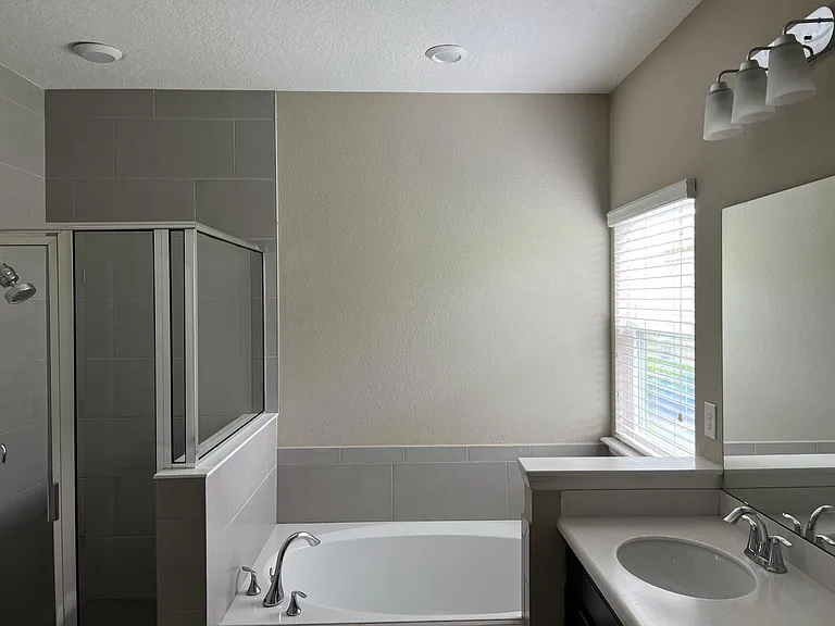 173 Martello Dr — Photo 6
