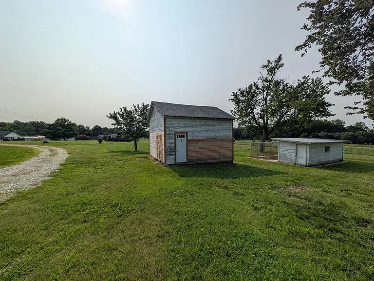 194 Johnson Rd — Photo 14
