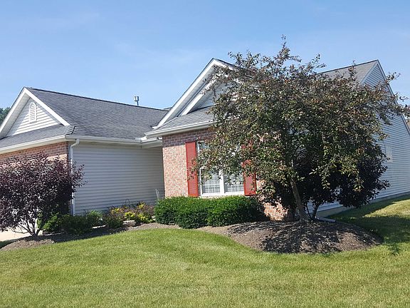 3rd image of 607 Heatherwoods Dr