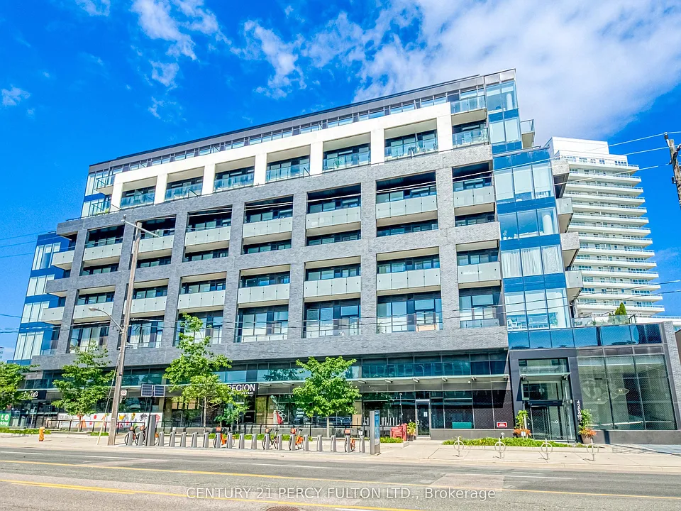 4208 Dundas St W #411