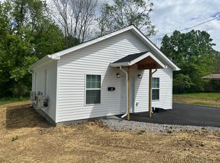 713 Pine St, Benton, KY 42025