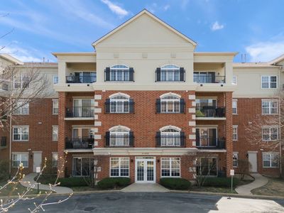 0S099 Lee Ct Unit 106, Winfield, IL, 60190