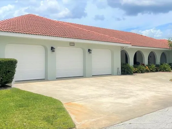 2226 N Kings Cove Point, Crystal River, FL 34429