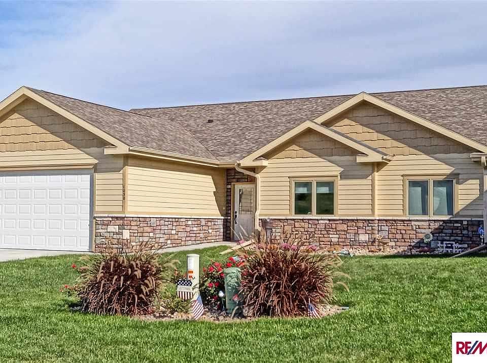 2nd image of 1166 Prairie Hill Cir
