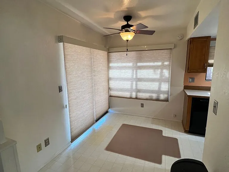 4478 E Kleindale Rd — Photo 13