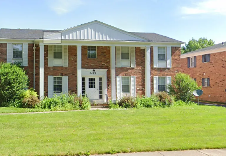 5428 Glenridge Dr — Photo 1
