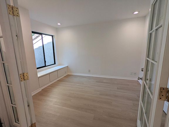 3rd image of 5105 Bounty Ln