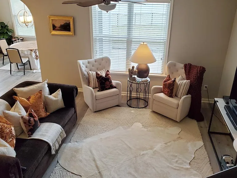 2317 Creekland Dr — Photo 4