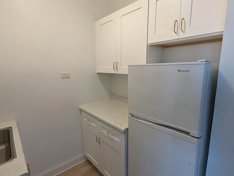 1701 W North Shore Ave #3A — Photo 5