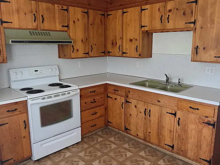 310 Moonlite Dr #32 — Photo 4