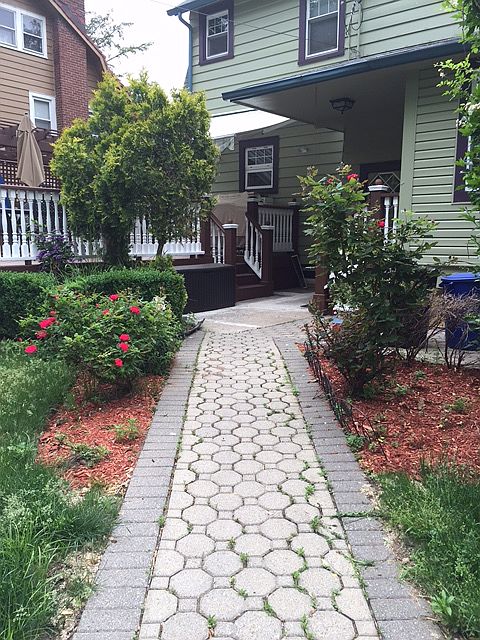 2nd image of 39 Woodland Ave