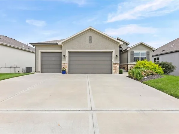 25420 W 146th St, Olathe, KS 66061
