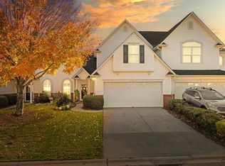 304 Rockbrook Ct, Greer, SC 29650