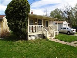 2nd image of 1734 W 20th St