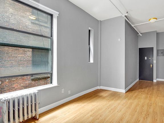 2nd image of 358 W 51st St APT Ch