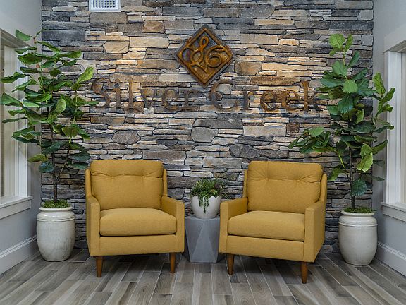 Elegant and Timeless l Luxury Apartments in Puyallup, WA l Silver Creek