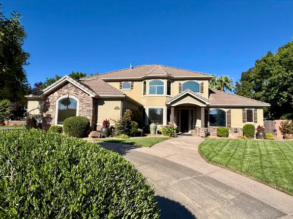 2286 Malaga Ave, Santa Clara, UT 84765