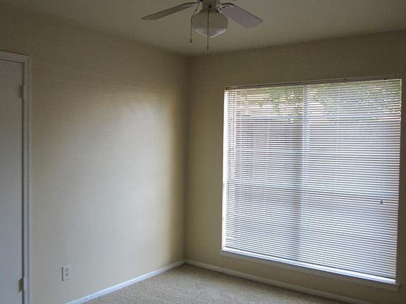 5th image of 3613 Dexter Ave APT 1