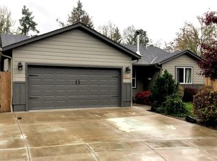 1953 37th Cir, Sweet Home, OR 97386