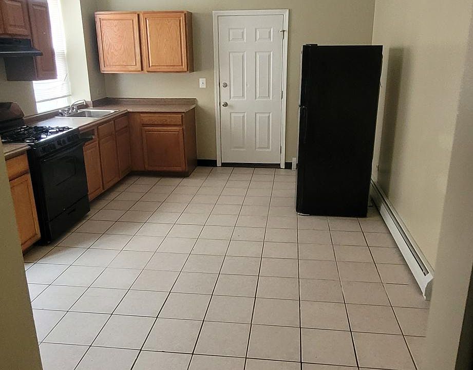 1st image of 4150 W 13th St APT 3I