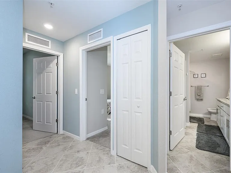 14061 Heritage Landing Blvd #411 — Photo 15