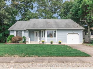 429 Portsmouth Rd, Cape May, NJ 08204