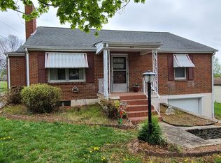 246 Knoll Rd, Roanoke, VA 24019