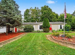 3115 Brogan Rd, Stockbridge, MI 49285
